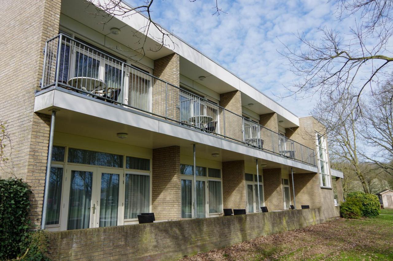 Hotel And Restaurant Van Saaze Kraggenburg Exterior photo
